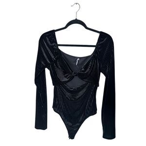 LUSH Black Ribbed Velvet Knot Front Cutout Bodysuit - Large